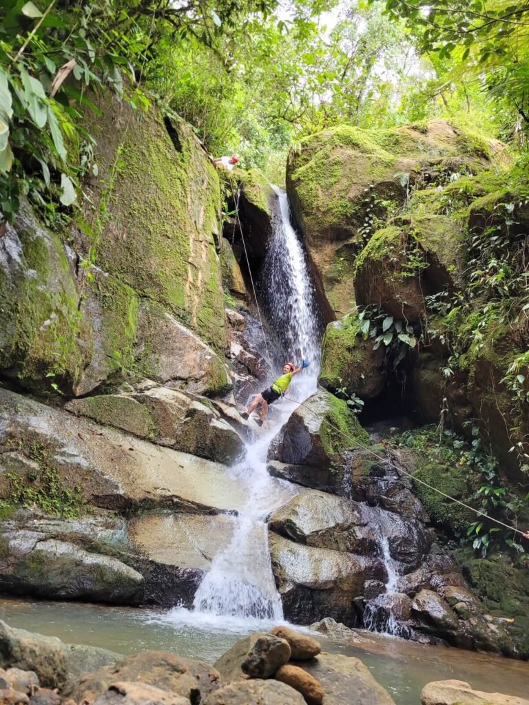 Hike & waterfall rappelling tour